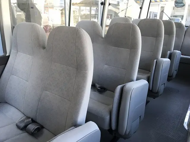 トヨタ コースター PDG-XZB40(2WD)の写真21