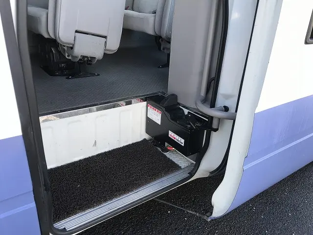 トヨタ コースター PDG-XZB40(2WD)の写真32