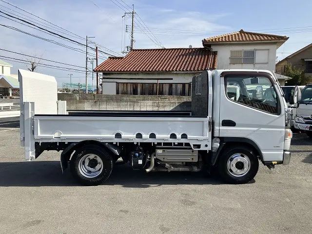 三菱 キャンター TPG-FDA00(4WD)の写真5