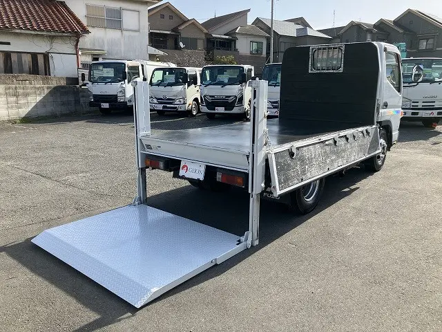 三菱 キャンター TPG-FDA00(4WD)の写真15