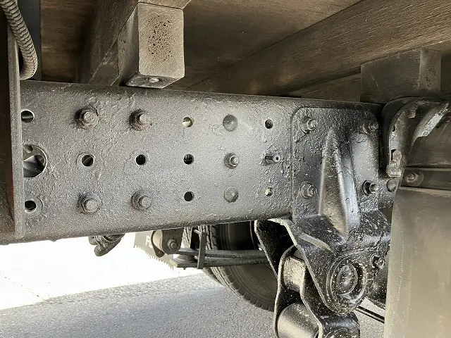 三菱 キャンター TPG-FDA00(4WD)の写真28