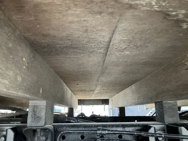 三菱 キャンター TPG-FDA00(4WD)の写真31