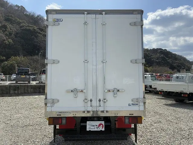 いすゞ エルフ PB-NKR81AN(2WD)の写真7