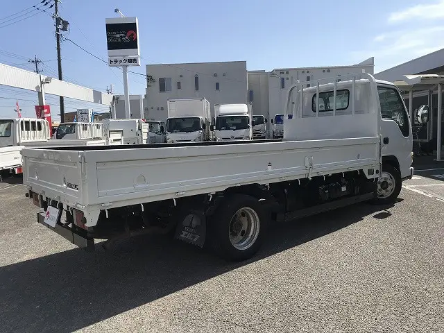 いすゞ エルフ KR-NKR81LAR(2WD)の写真6