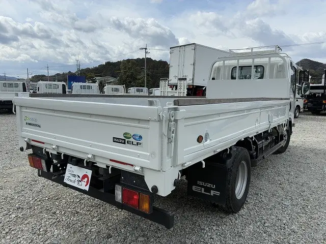 いすゞ エルフ 2RG-NMR88AR(2WD)の写真8