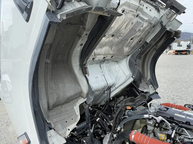 いすゞ エルフ 2RG-NMR88AR(2WD)の写真18