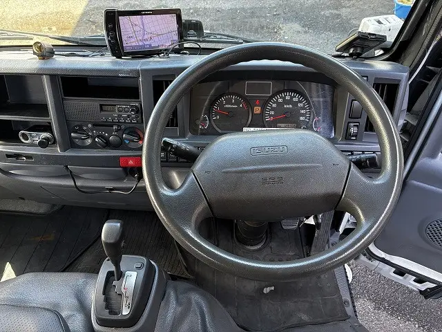 いすゞ エルフ TKG-NJR85Aの写真41