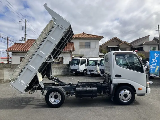 トヨタ ダイナ TKG-XZU620D(2WD)の写真5