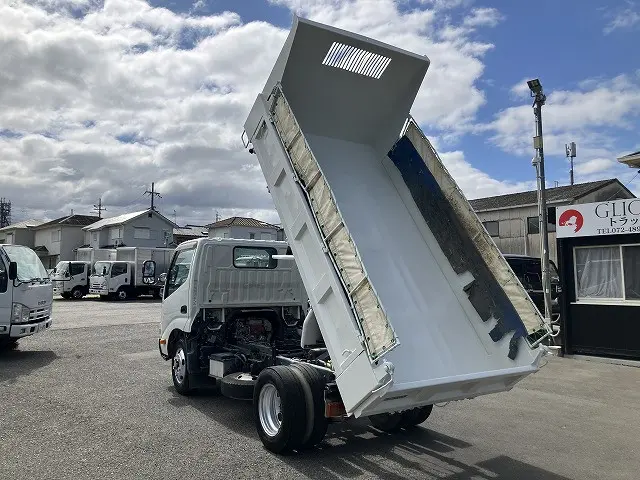 トヨタ ダイナ TKG-XZU620D(2WD)の写真6