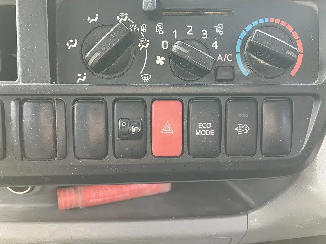 トヨタ ダイナ TKG-XZU620D(2WD)の写真41