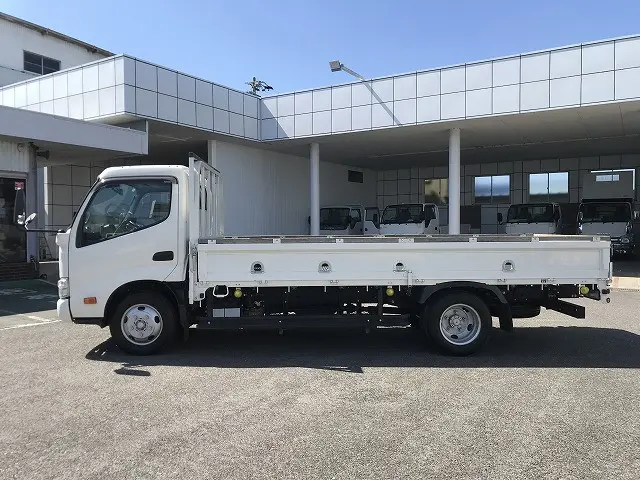 トヨタ ダイナ 2RG-XZU650の写真7