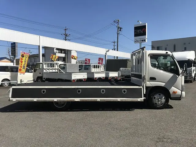 トヨタ ダイナ 2RG-XZU650の写真15