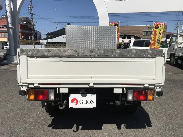 いすゞ エルフ 2RG-NJR88A(2WD)の写真5