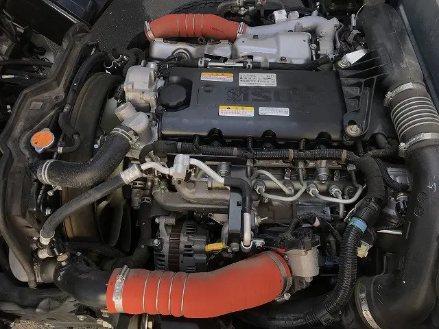 いすゞ エルフ 2RG-NJR88A(2WD)の写真18