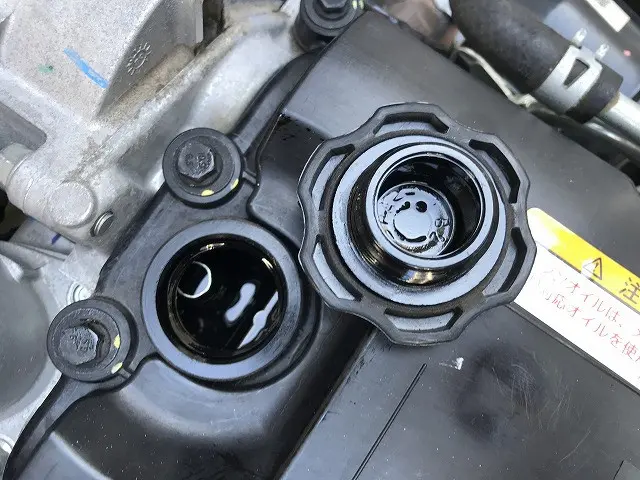 いすゞ エルフ 2RG-NJR88A(2WD)の写真23