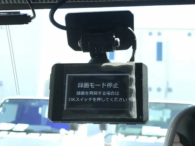 いすゞ エルフ 2RG-NJR88A(2WD)の写真30