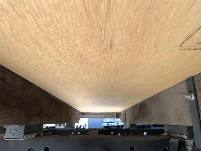 いすゞ エルフ 2RG-NJR88A(2WD)の写真39