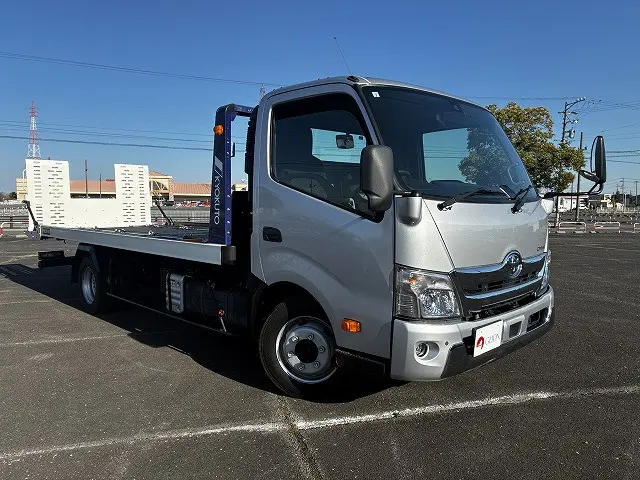 トヨタ ダイナ 2PG-XZU722(2WD)の写真3