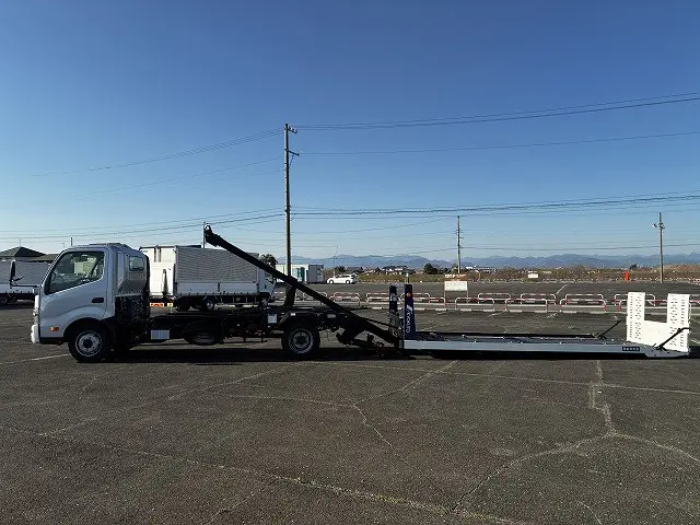 トヨタ ダイナ 2PG-XZU722(2WD)の写真11