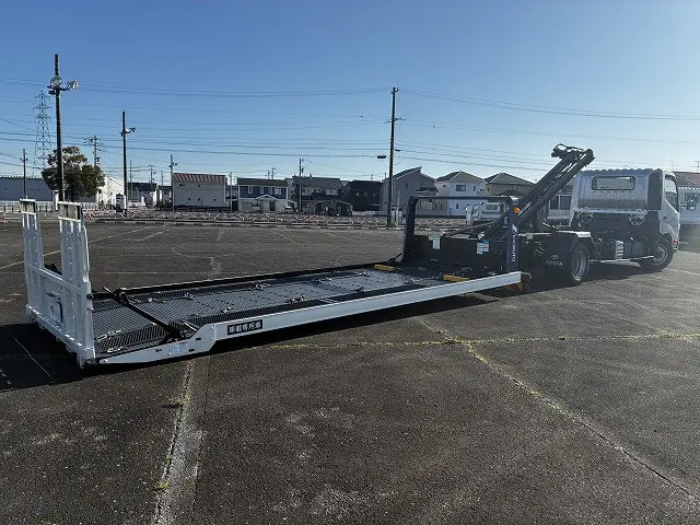 トヨタ ダイナ 2PG-XZU722(2WD)の写真15