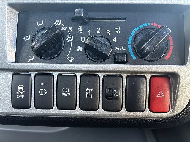 トヨタ ダイナ 2PG-XZU722(2WD)の写真34