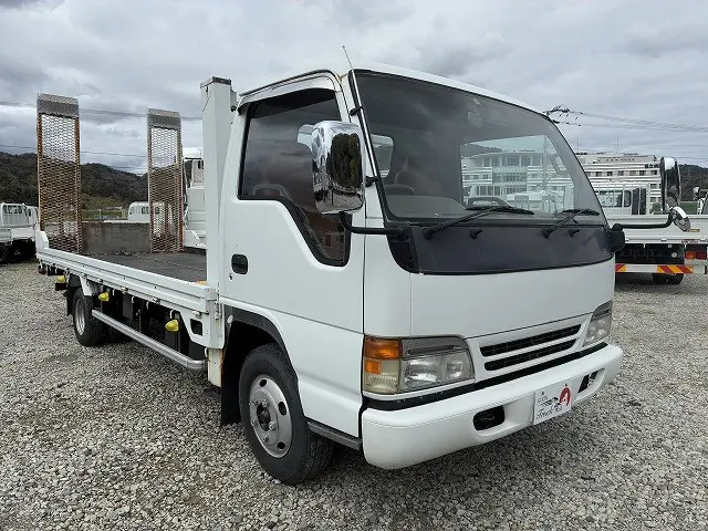 いすゞ エルフ KC-NPR66PR(2WD)の写真10