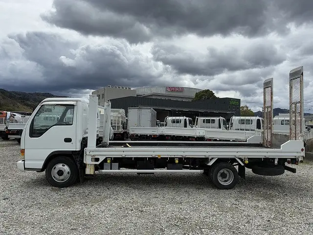いすゞ エルフ KC-NPR66PR(2WD)の写真11