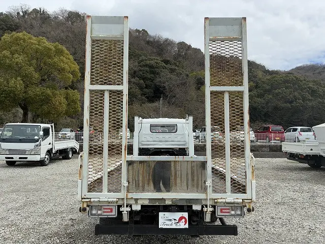 いすゞ エルフ KC-NPR66PR(2WD)の写真14