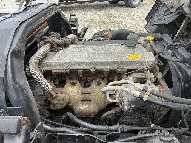 いすゞ エルフ KC-NPR66PR(2WD)の写真27