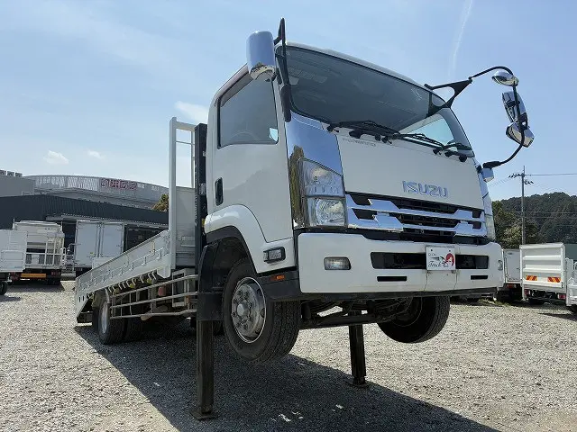 いすゞ フォワード LKG-FTR90S2(2WD)の写真3