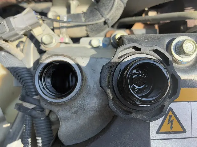 いすゞ フォワード LKG-FTR90S2(2WD)の写真26