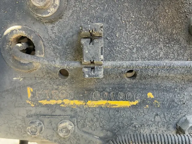 いすゞ フォワード LKG-FTR90S2(2WD)の写真29