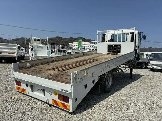 いすゞ フォワード LKG-FTR90S2(2WD)の写真30