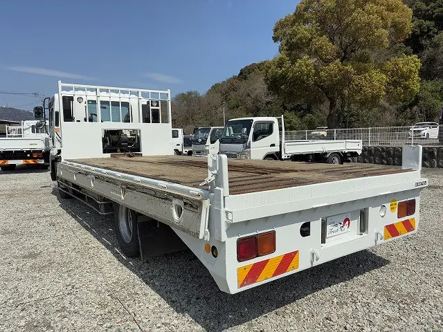 いすゞ フォワード LKG-FTR90S2(2WD)の写真34