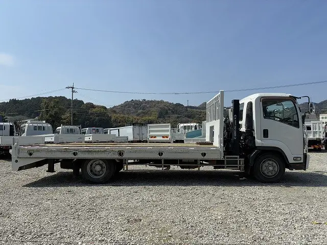 いすゞ フォワード LKG-FTR90S2(2WD)の写真37