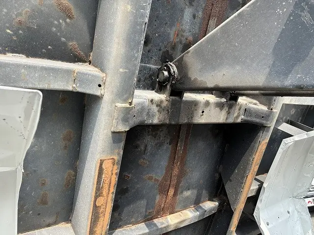 いすゞ フォワード TKG-FRR90S2(2WD)の写真21