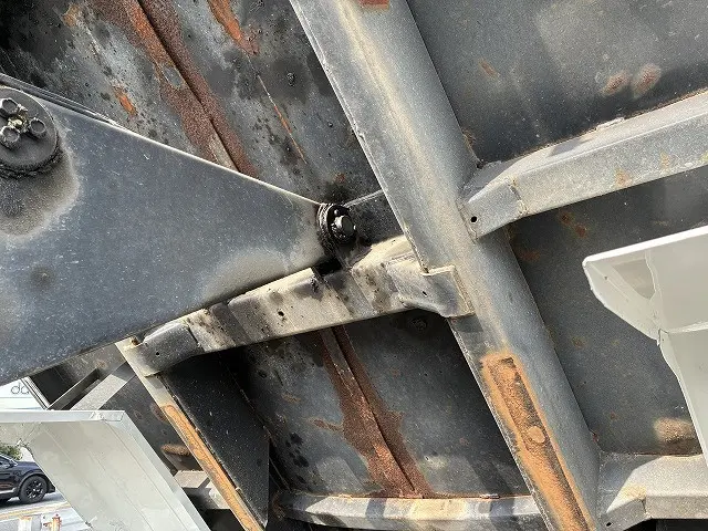 いすゞ フォワード TKG-FRR90S2(2WD)の写真22