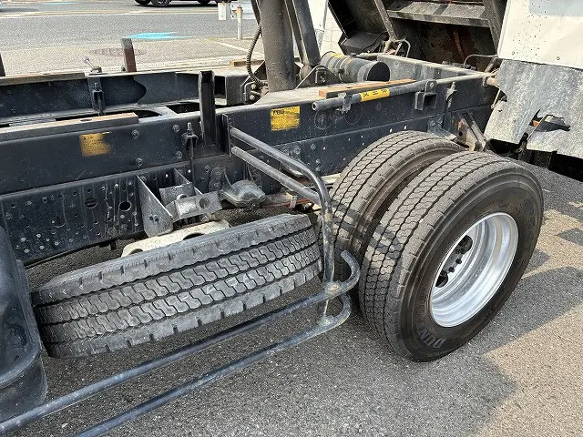 いすゞ フォワード TKG-FRR90S2(2WD)の写真23