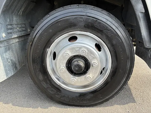 いすゞ フォワード TKG-FRR90S2(2WD)の写真25