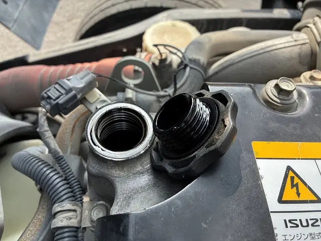 いすゞ フォワード TKG-FRR90S2(2WD)の写真44