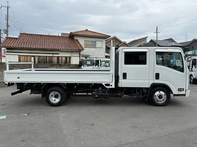 いすゞ エルフ TRG-NPR85AR(2WD)の写真5