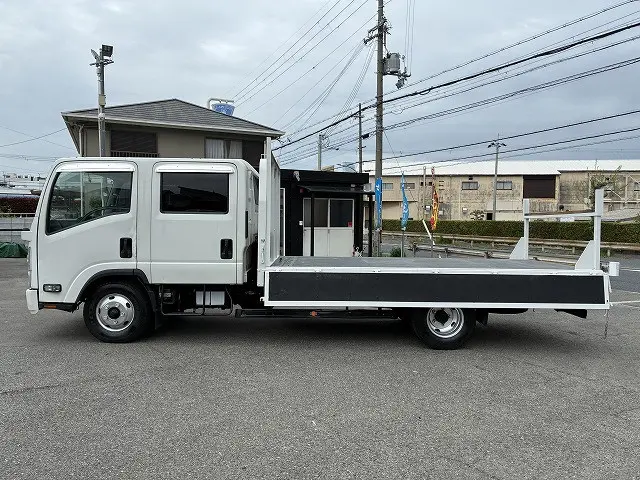 いすゞ エルフ TRG-NPR85AR(2WD)の写真11