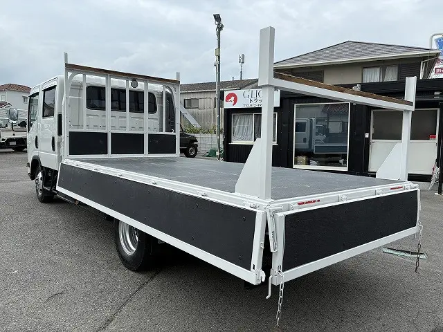 いすゞ エルフ TRG-NPR85AR(2WD)の写真13