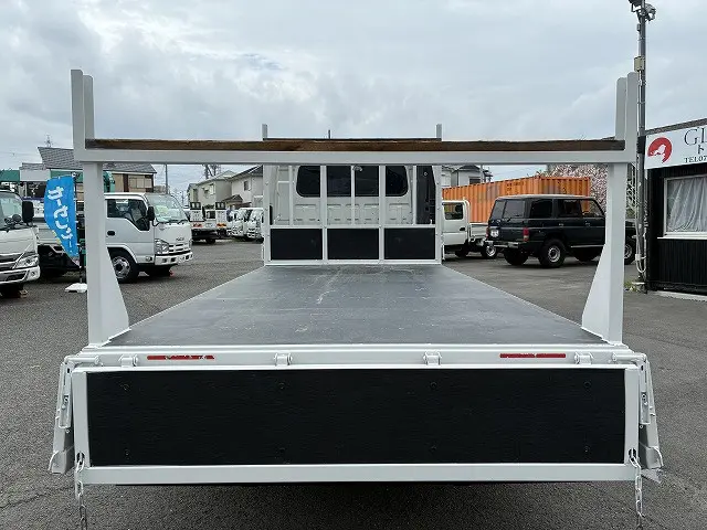 いすゞ エルフ TRG-NPR85AR(2WD)の写真14