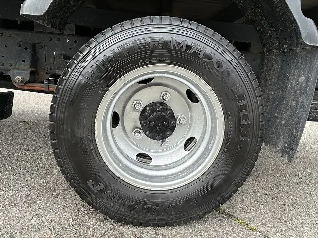 いすゞ エルフ TRG-NPR85AR(2WD)の写真25