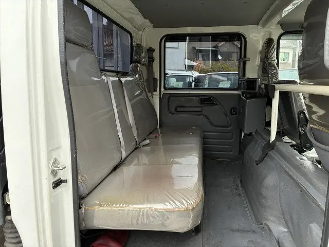 いすゞ エルフ TRG-NPR85AR(2WD)の写真31