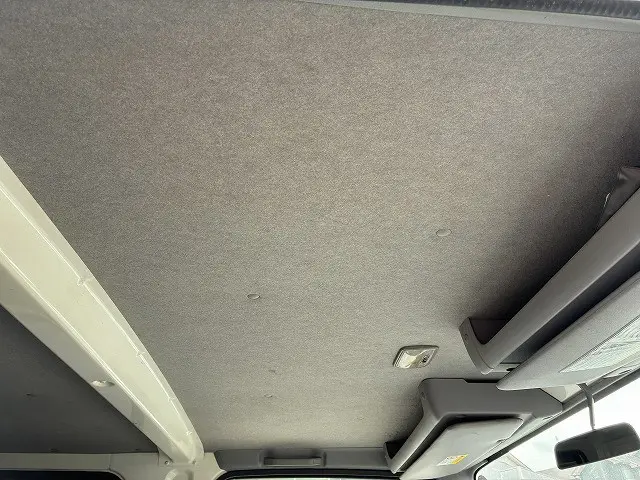 いすゞ エルフ TRG-NPR85AR(2WD)の写真34