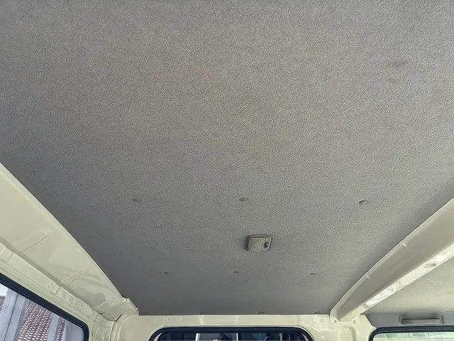 いすゞ エルフ TRG-NPR85AR(2WD)の写真35