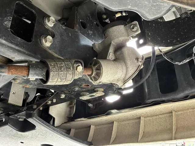 いすゞ エルフ TRG-NPR85AR(2WD)の写真49