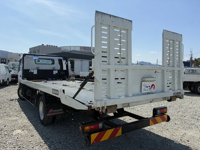三菱 キャンター 2PG-FEB80(2WD)の写真6